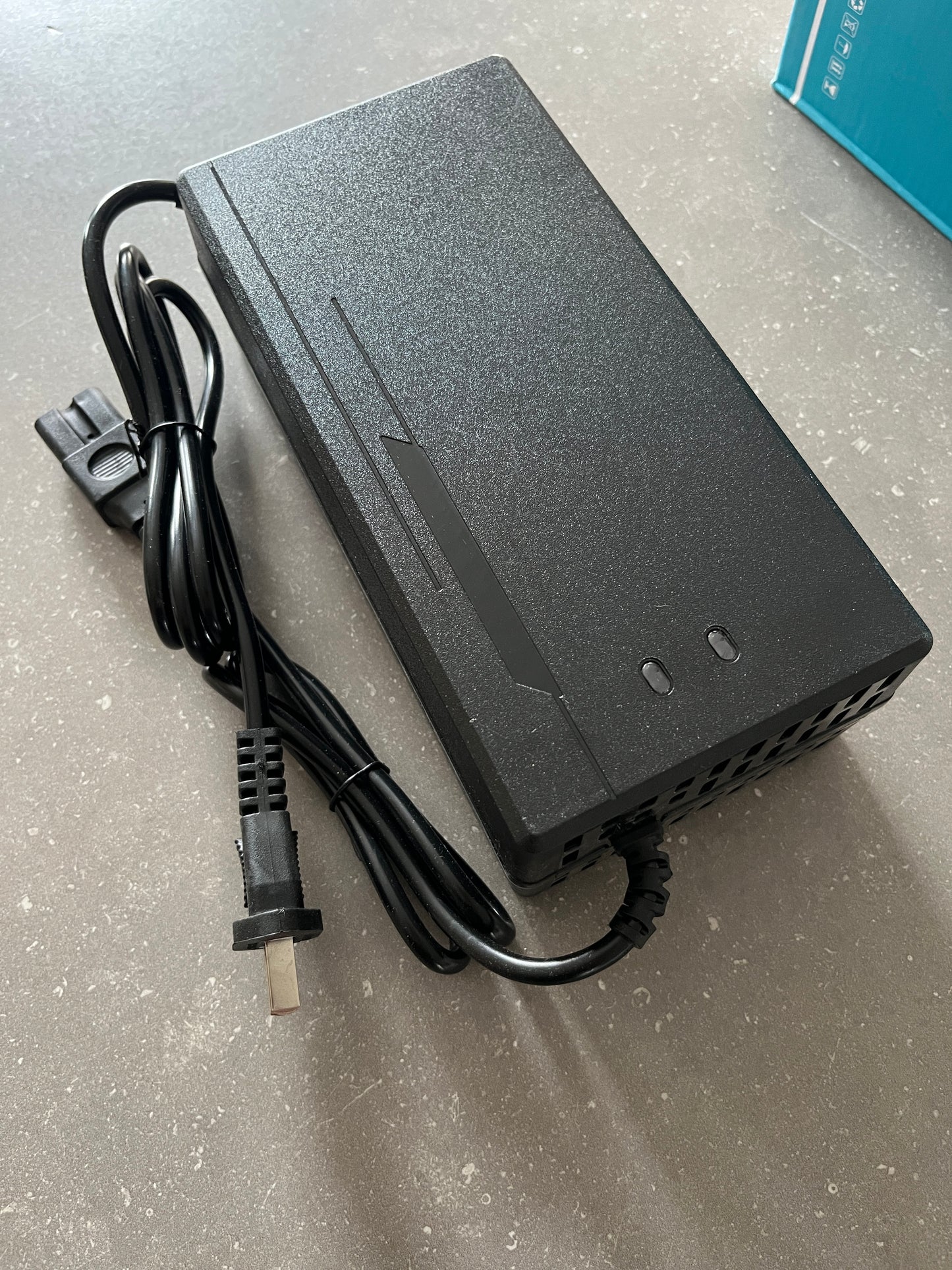24S Lithium Battery Charger (7 amps)
